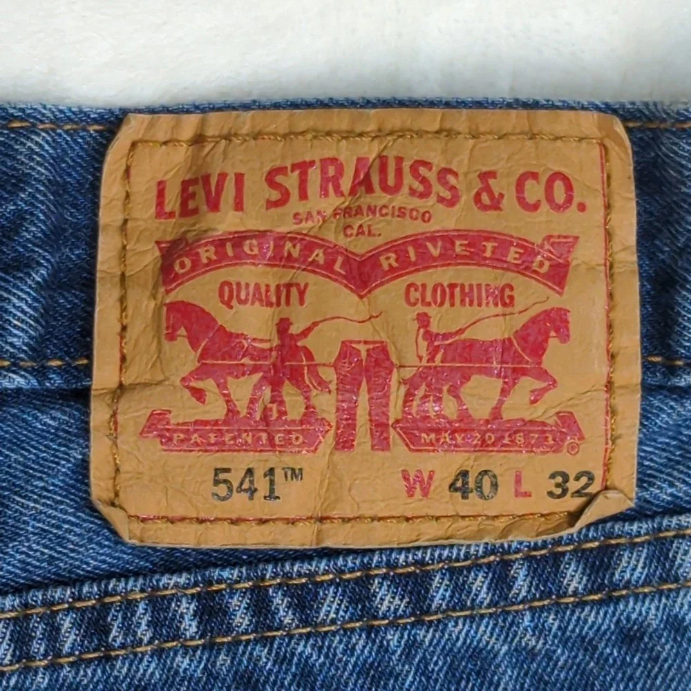 Levi's 541 Athletic Fit Stretch Denim Red Tab‎ Jeans Men's Size 40 x 32
